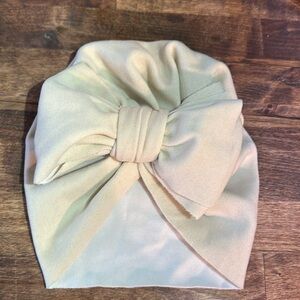 Baby turban hat with bow